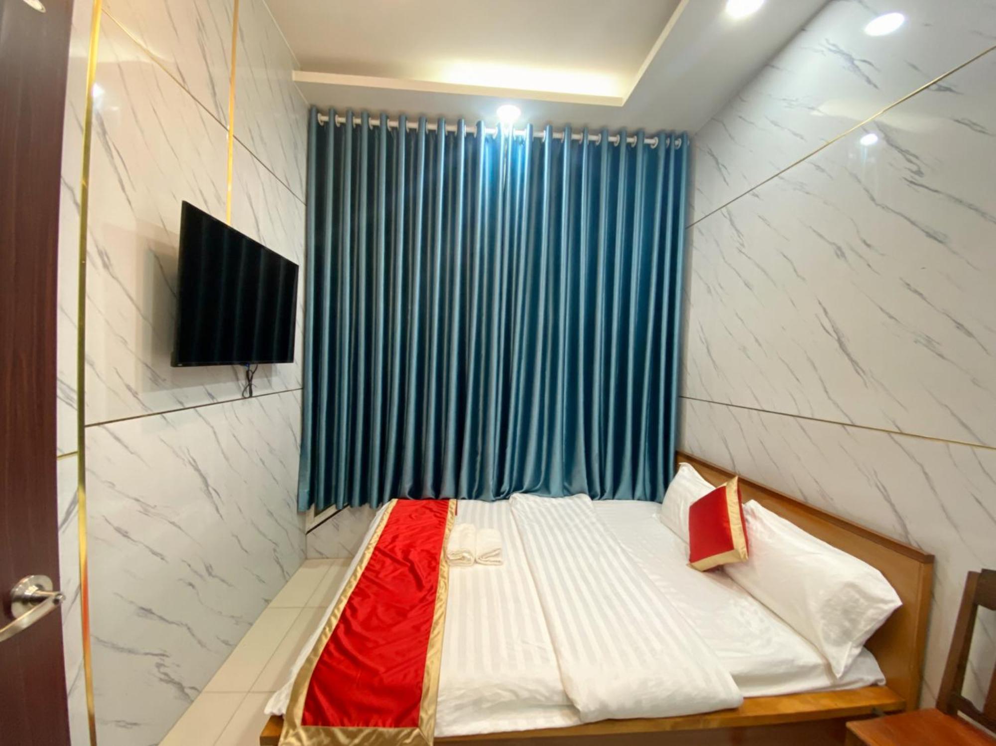 Lucky Hotel Ho Chi Minh-stad Buitenkant foto