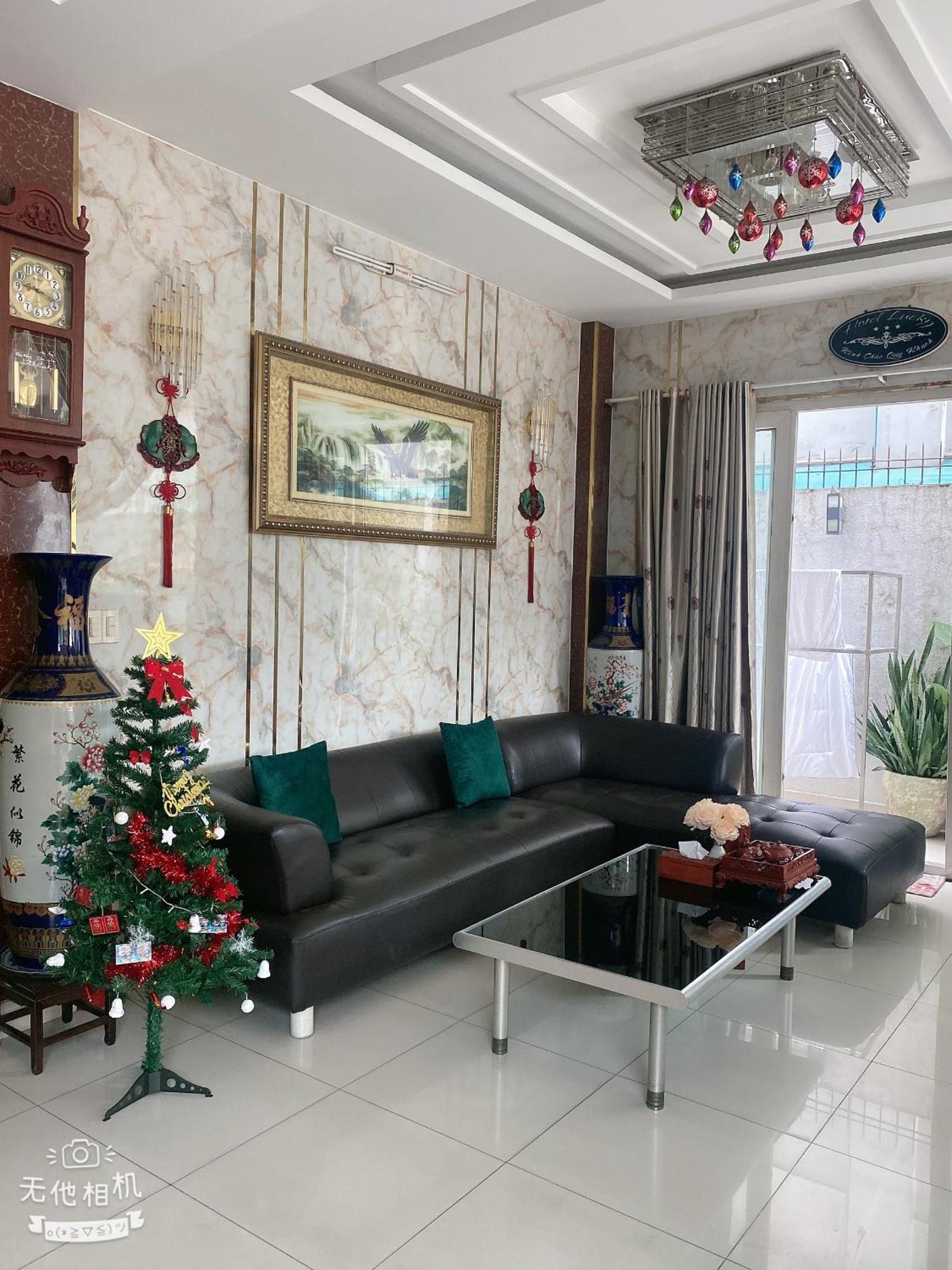 Lucky Hotel Ho Chi Minh-stad Buitenkant foto
